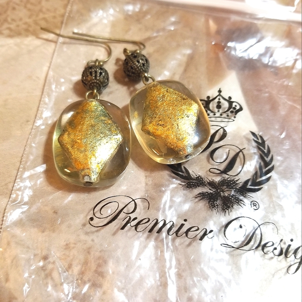 NEW Premier Designs Filigree Golden Drop Earrings - Picture 3 of 7